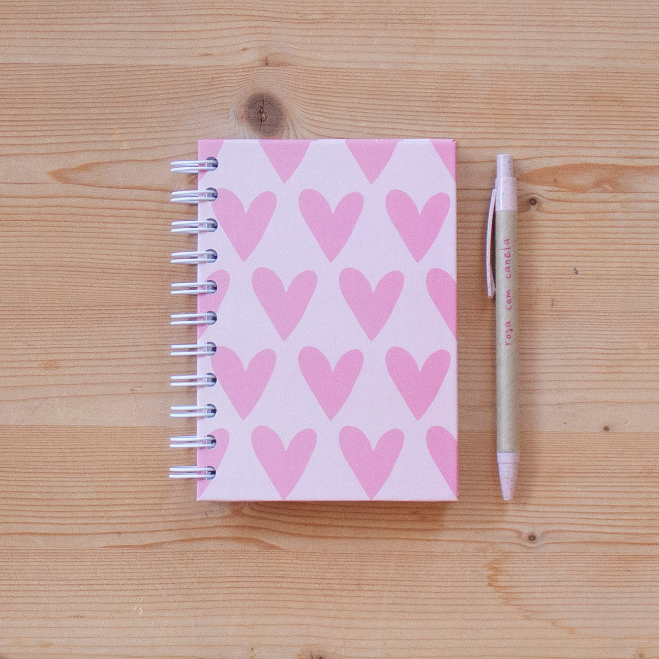 Caderno A6 Argolas 100 FL (PAUTADO) PINK HEARTS