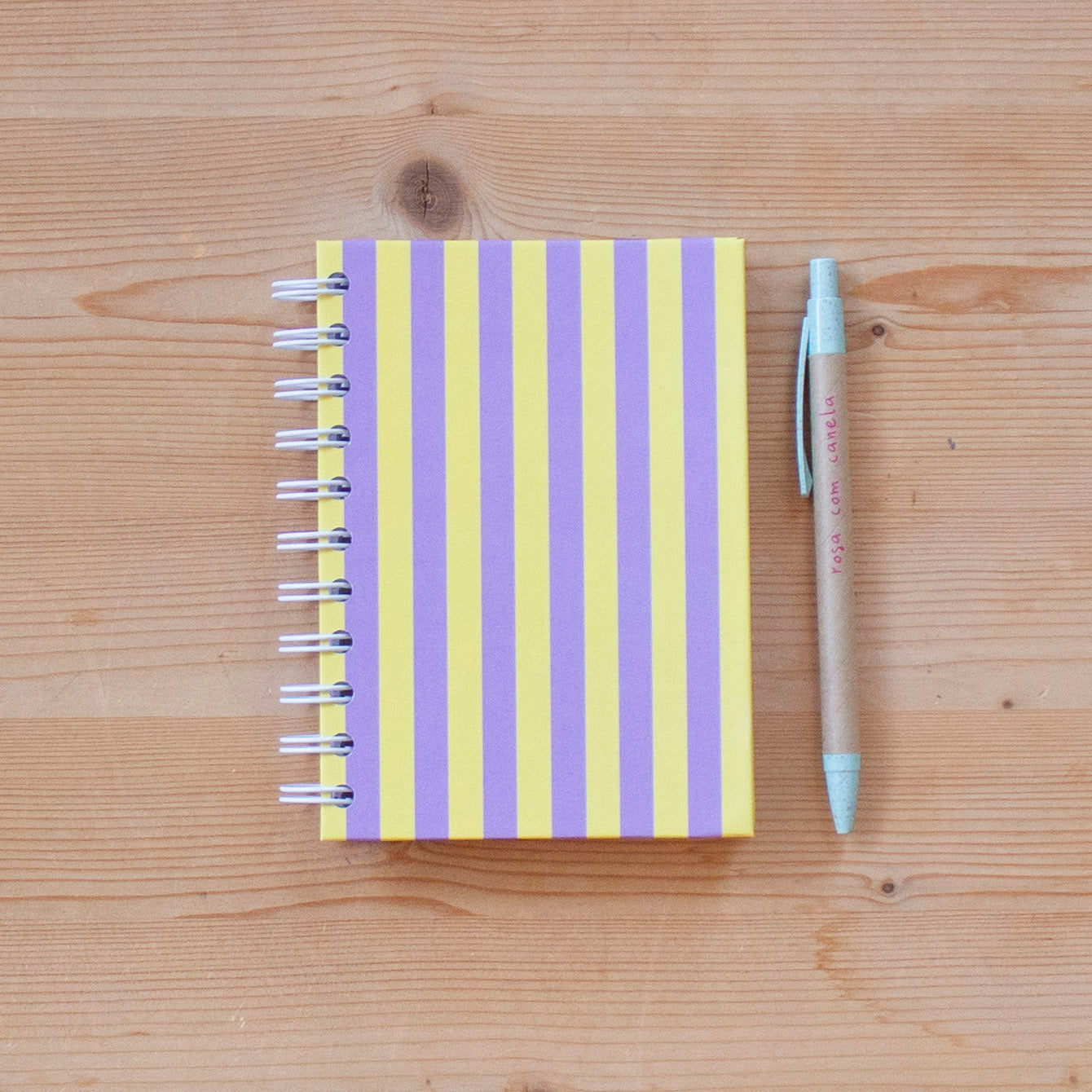 Caderno A6 Argolas 100 FL (PAUTADO) STRIPES LAVANDA