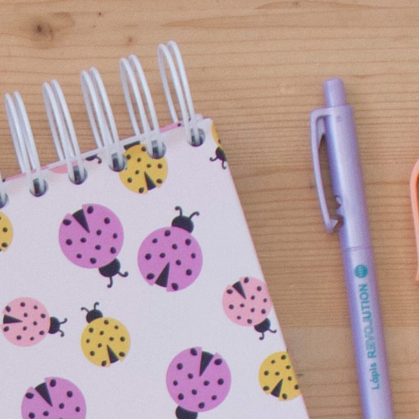 Caderno A6 Argolas Topo Capa Dura LADY BUG