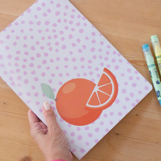 Caderno Agrafado A4 PET Pautado DOTS FRUITS
