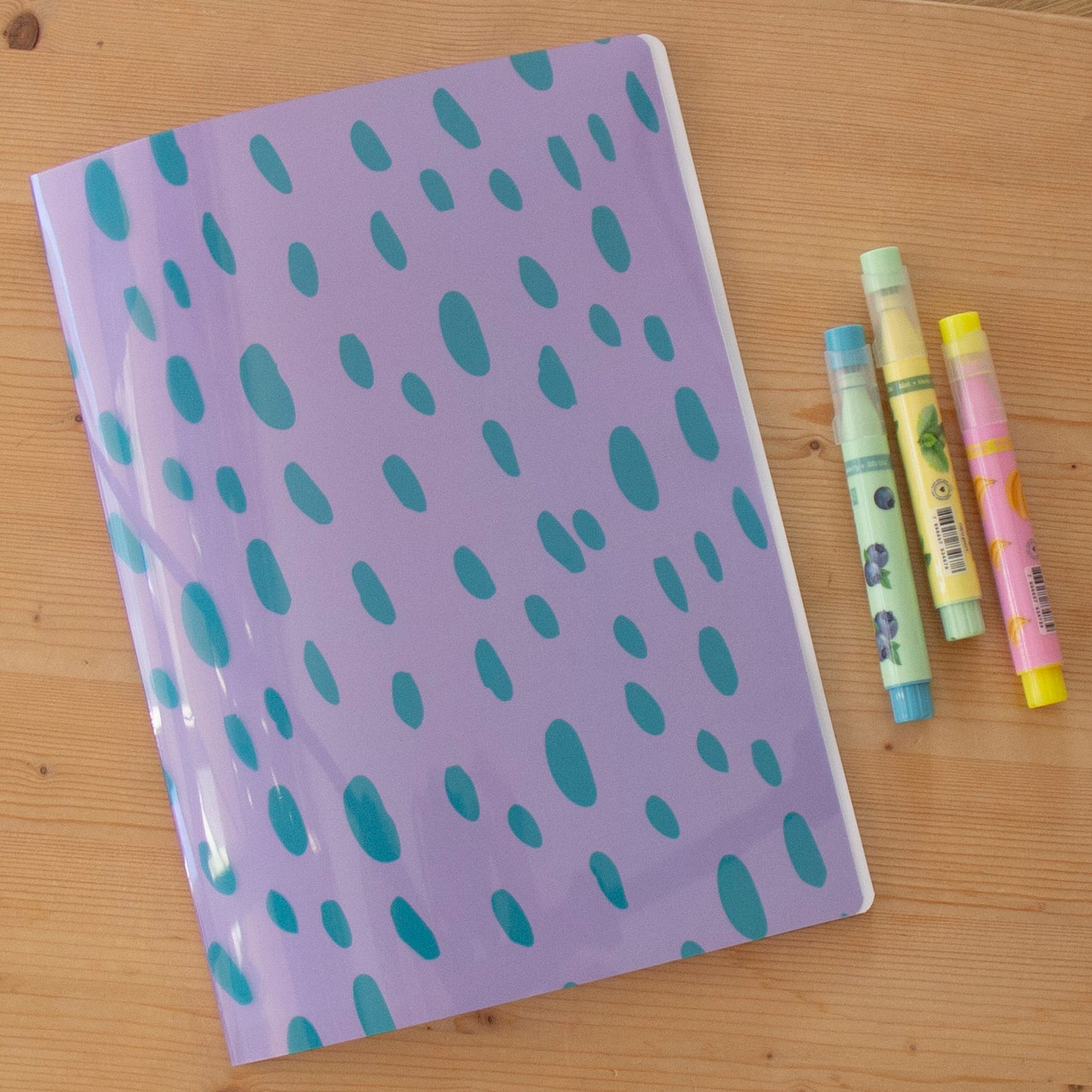Caderno Agrafado A4 PET Pautado FUN