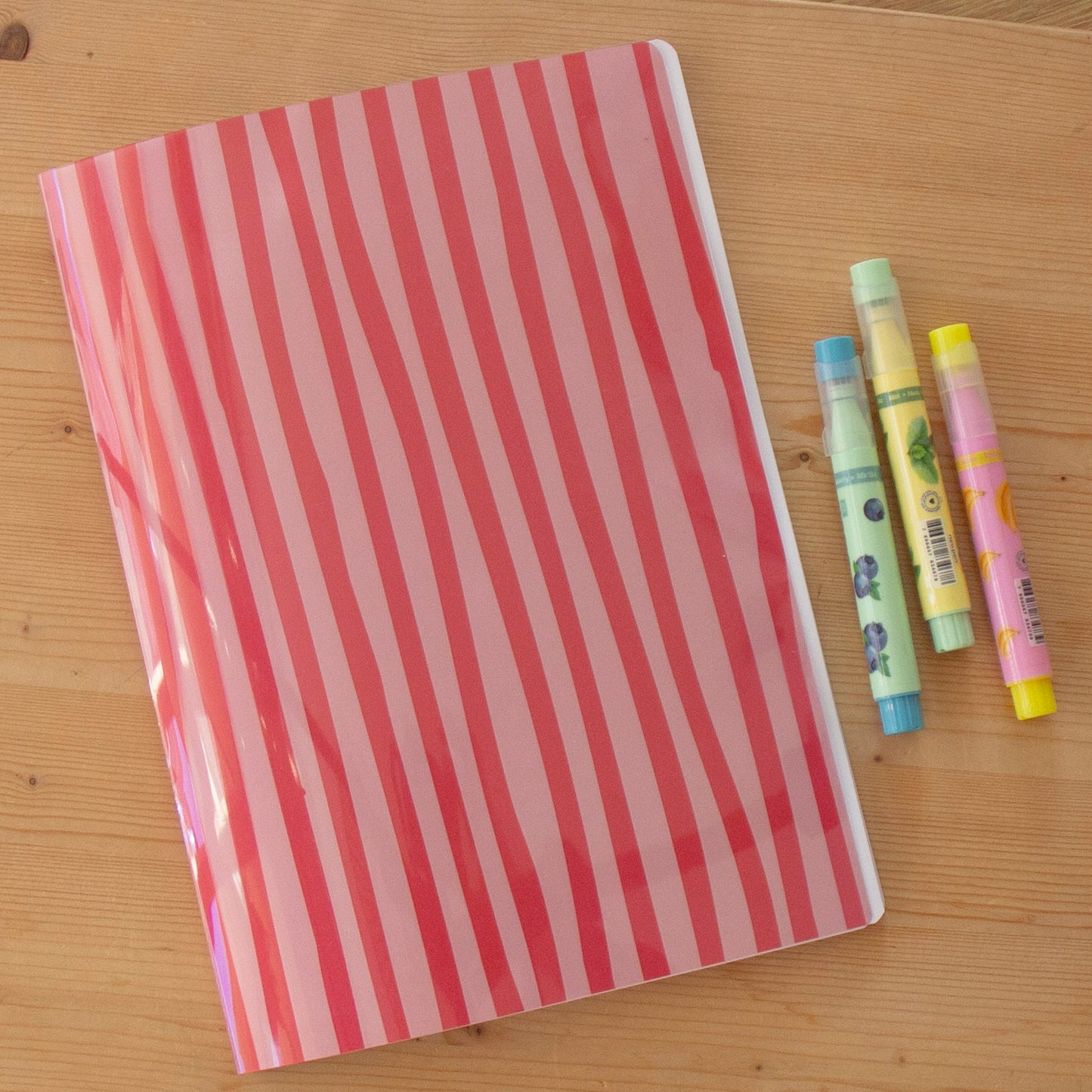 Caderno Agrafado A4 PET Pautado FUN STRIPES