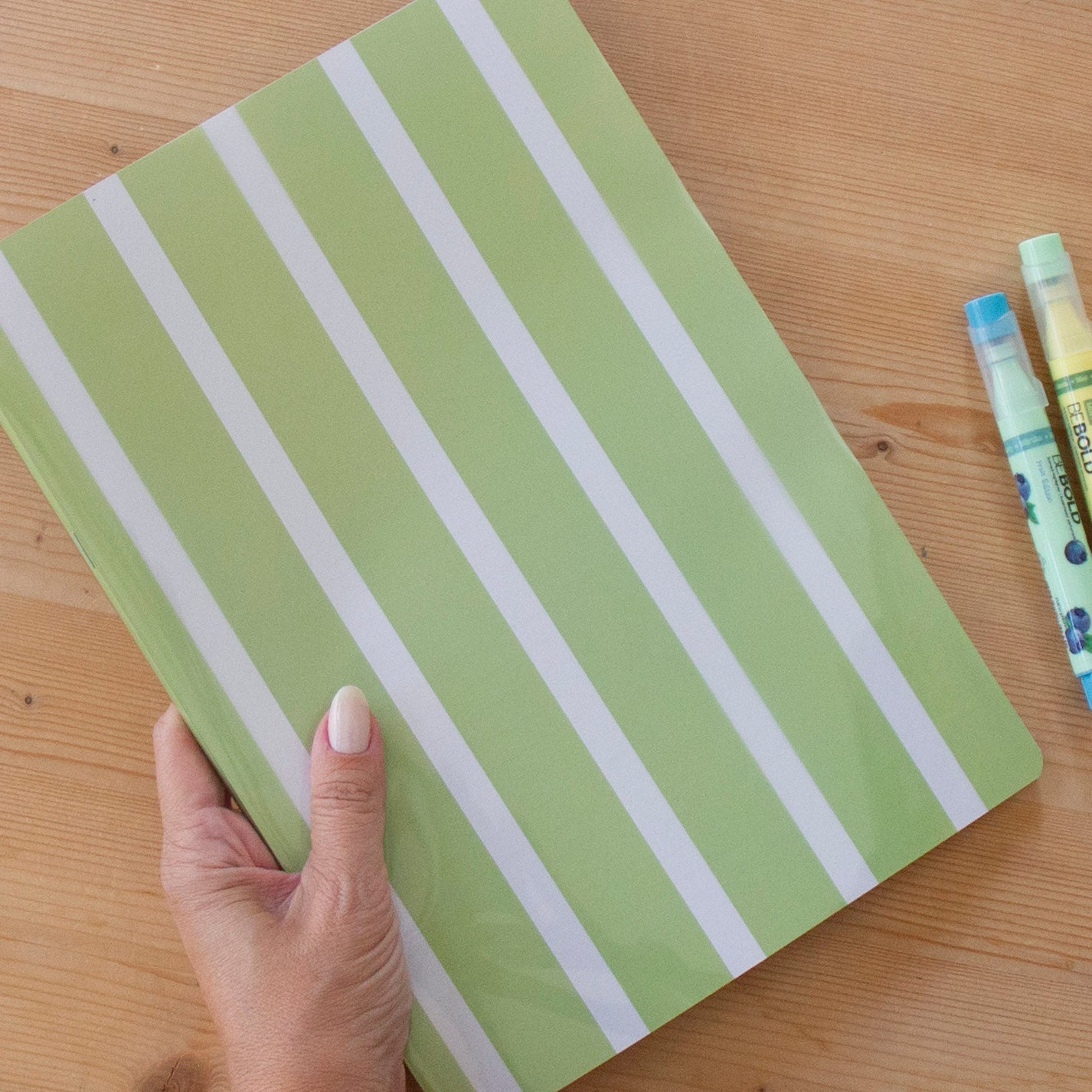 Caderno Agrafado A4 PET Pautado TULIPS