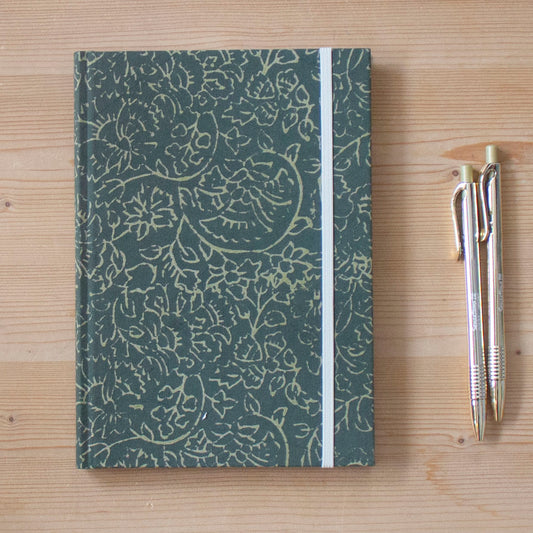 Caderno A5 tecido VERDE MUSGO