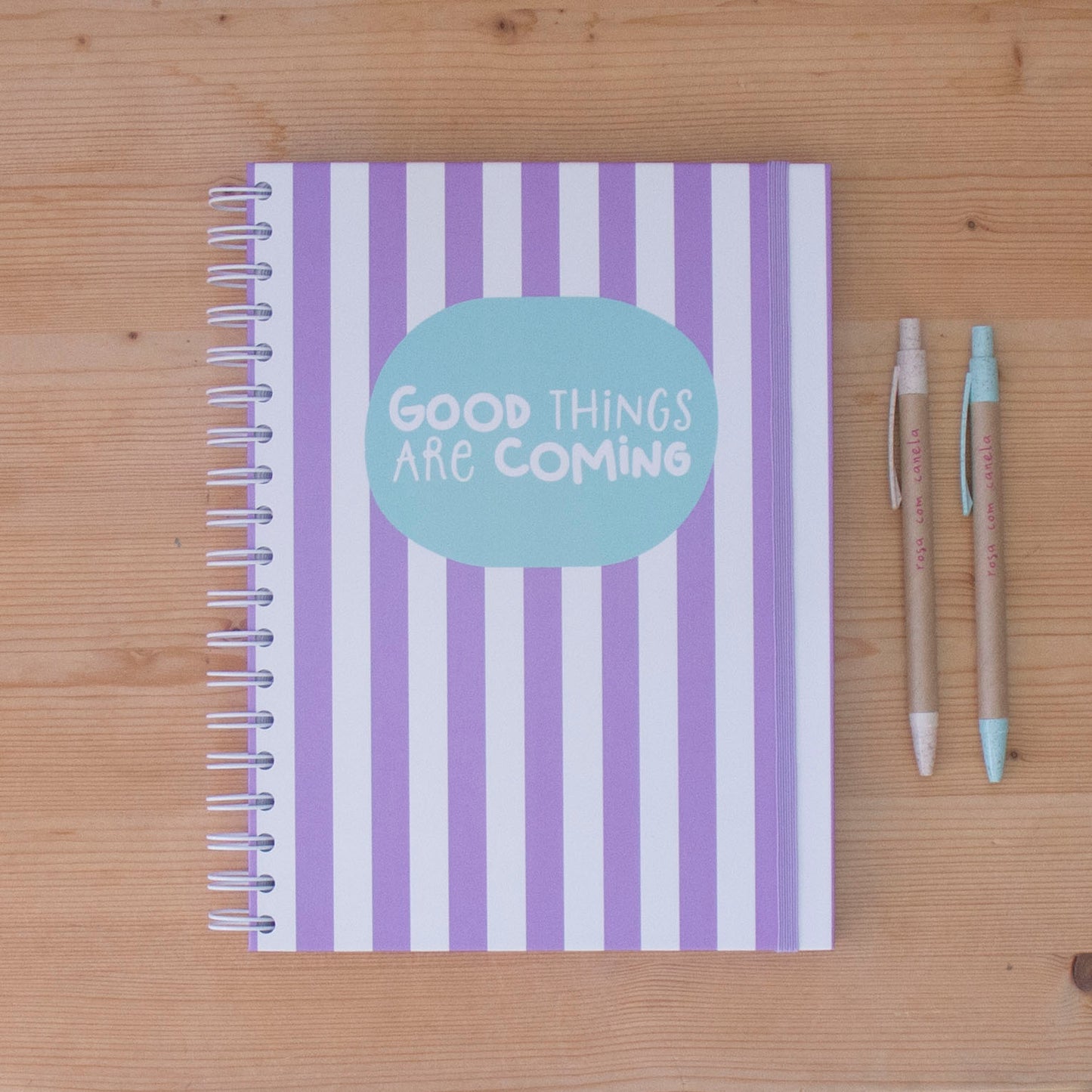 Caderno 17 x 24,5 cm (PAUTADO) LAVANDA