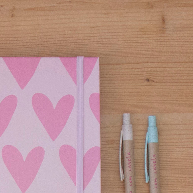 Caderno 17 x 24,5 cm (PAUTADO) PINK HEARTS