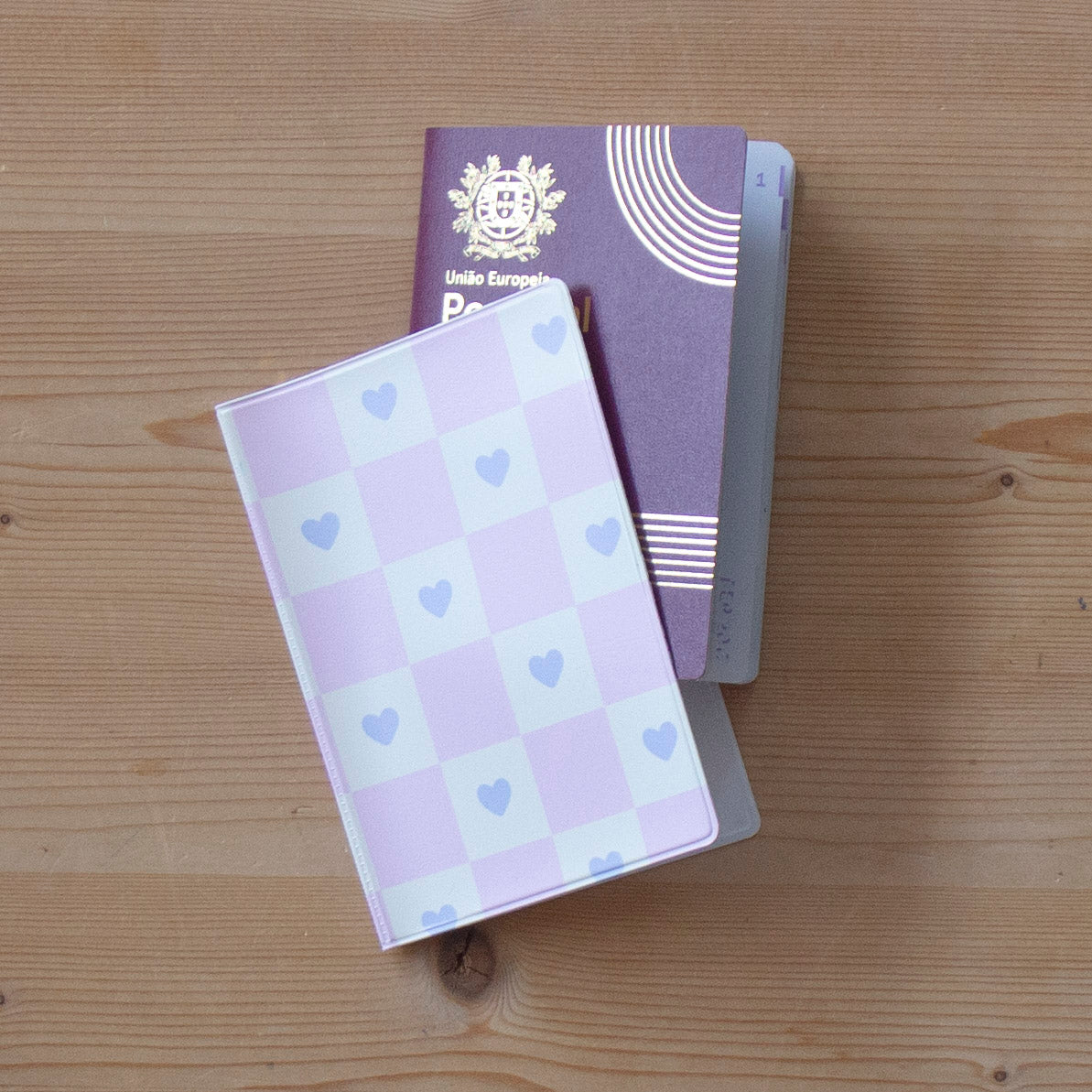 Capa de Passaporte COOL HEARTS