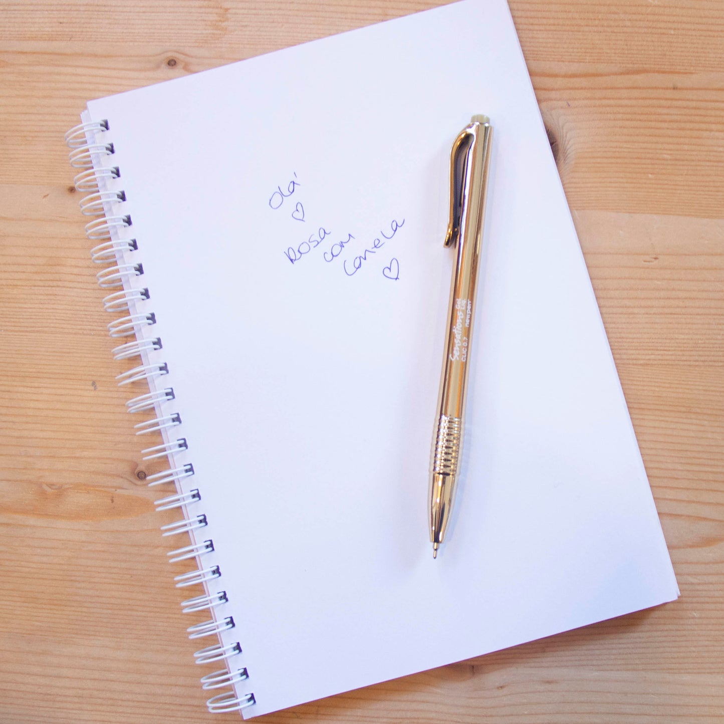 Caneta Newpen Metallic Dourada (escreve azul)