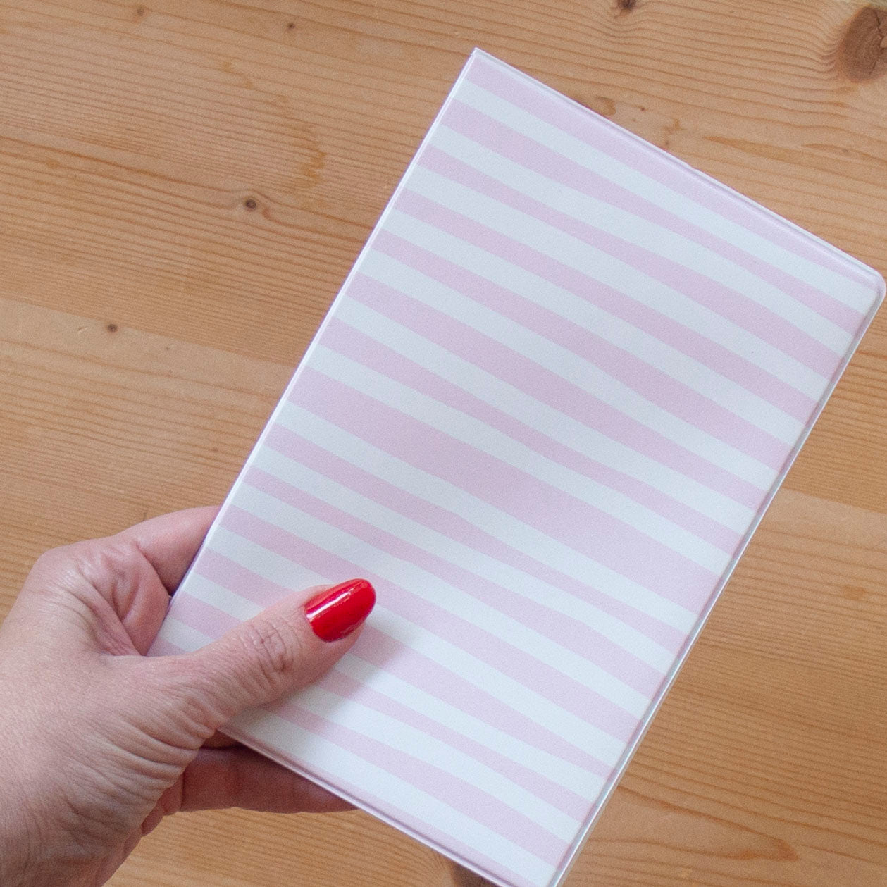 Capa de Boletim PINK STRIPES